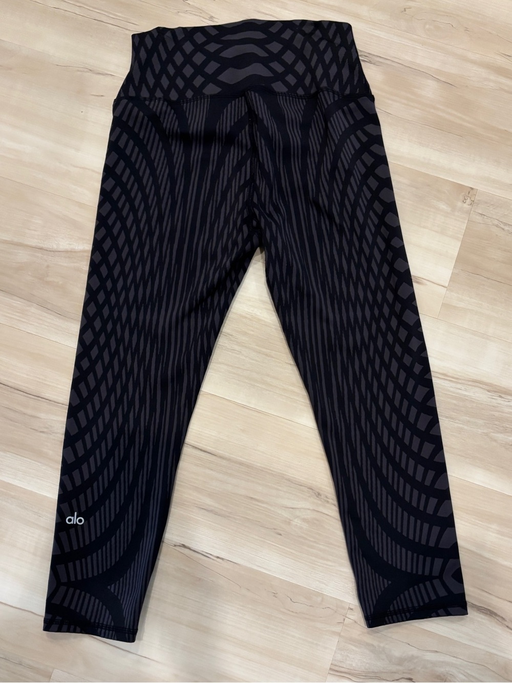 Alo Black/Gray Geometric High-Waist Leggings